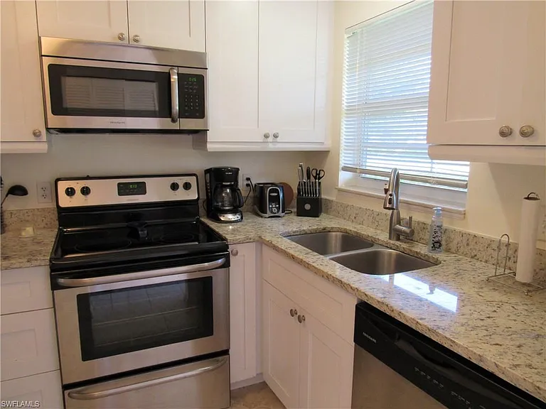 100 Forest Lakes Blvd #109 — Photo 6