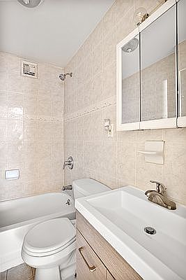 5th image of 142 W 130th St APT 1