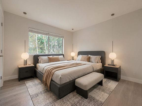 4th image of 244 N Almont Dr #4B