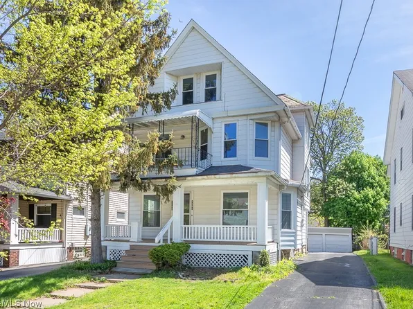 1299 Lakeland Ave, Lakewood, OH 44107