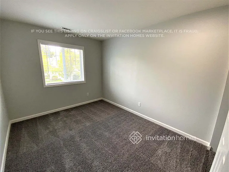 1245 Griggs St — Photo 17
