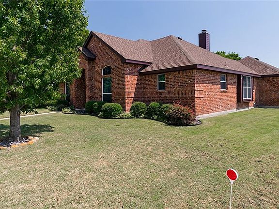 2nd image of 436 Da Vinci Ln