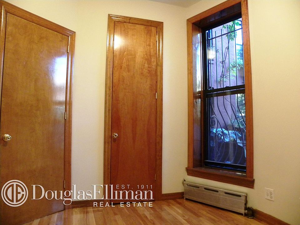 2nd image of 573 11th St APT 1R
