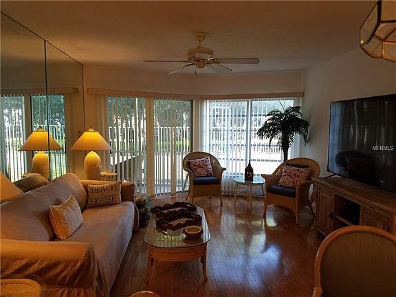 3rd image of 1900 Benjamin Franklin Dr APT 102