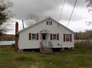 8 W Shore Dr, Bethlehem, CT 06751