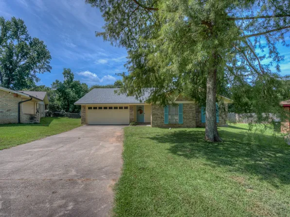 113 Espanita Cir, Haughton, LA 71037