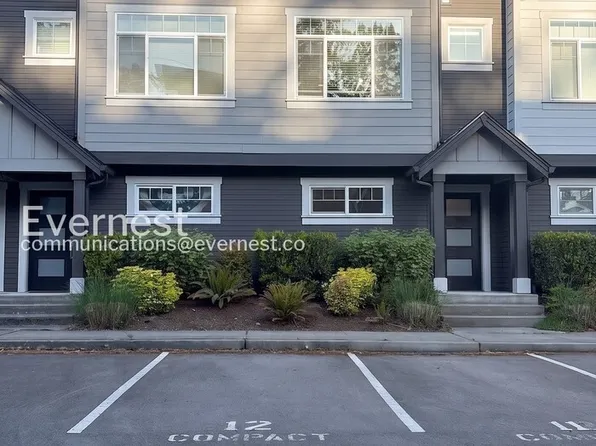 129 SW 185th Ln, Normandy Park, WA 98166