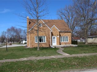 209 W Main St, Toledo, IL 62468