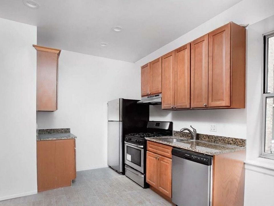 1st image of 714 W 181st St #A23