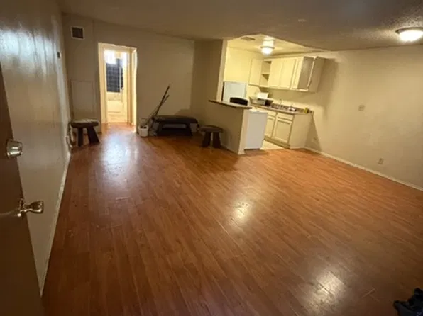 608 W 82nd St, Los Angeles, CA