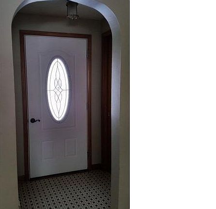 2nd image of 75 Randall St