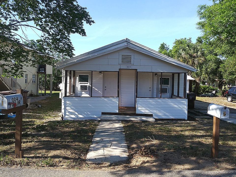 1st image of 1004 Avenue E