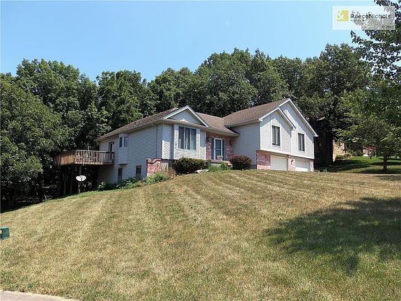 2nd image of 1605 SW Meyer Blvd