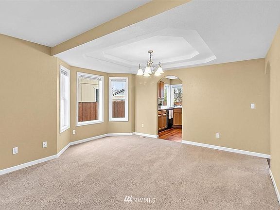 5th image of 16909 4th Ave S