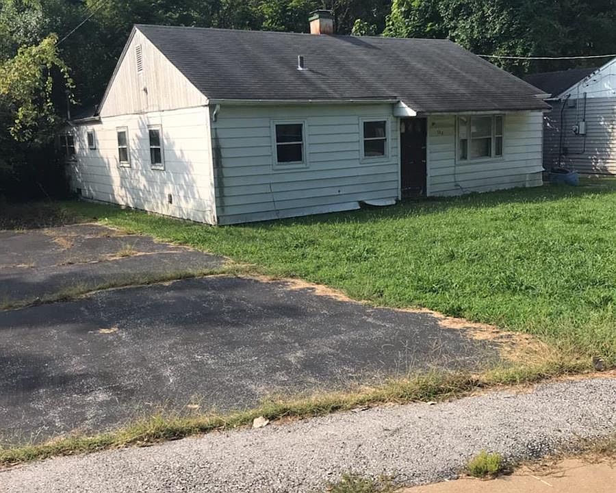 1st image of 122 Paul Ave
