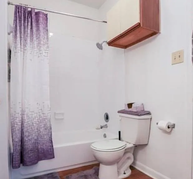 912 W 22nd St #304 — Photo 13