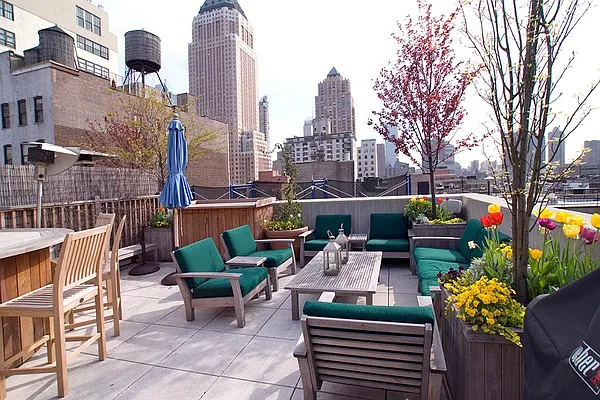 Sold by Corcoran | media 1