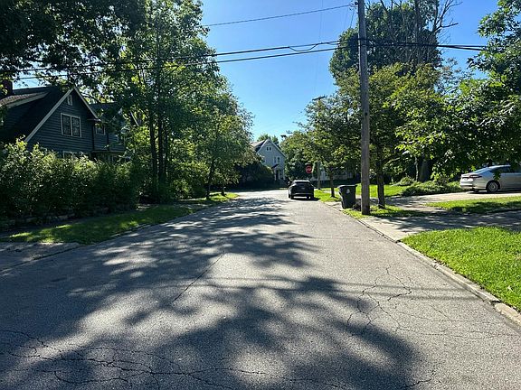 4th image of 1260 Quilliams Rd