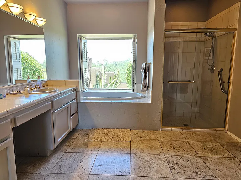 3420 N Country Club Vista Pl — Photo 12