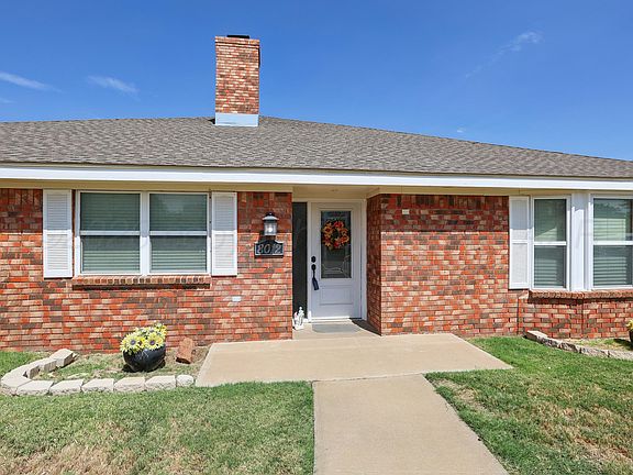 2nd image of 8012 Fouts Pl