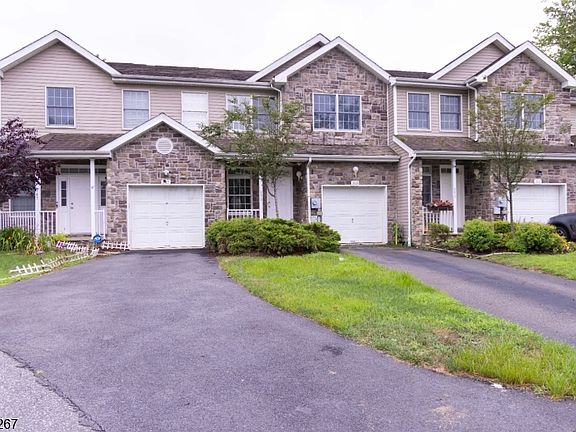 2nd image of 347 Raymound Blvd