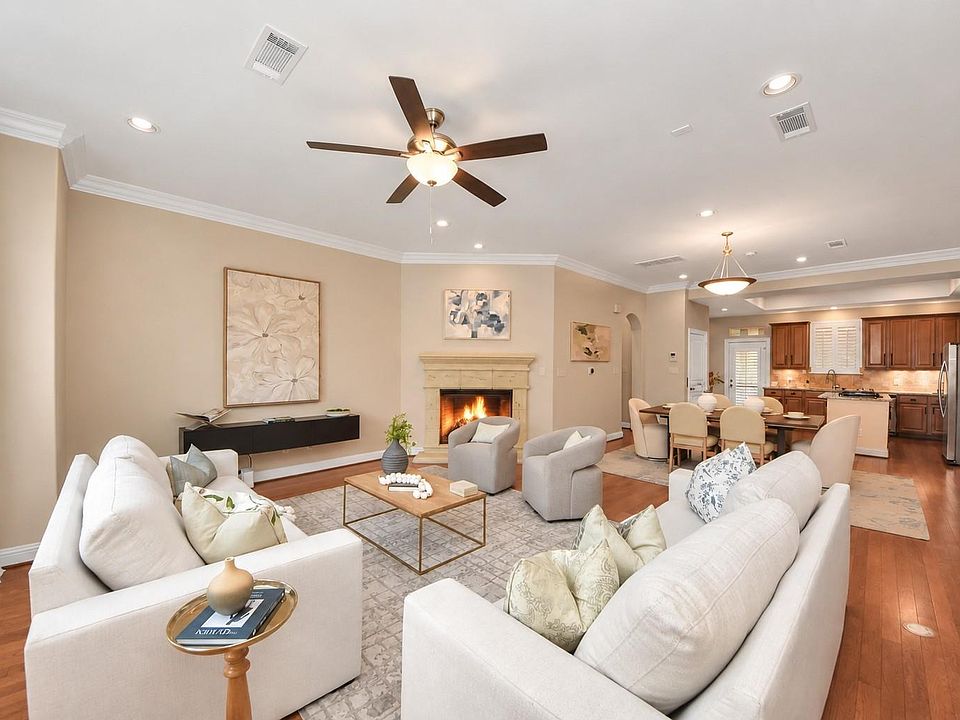 1st image of 32 Versante Ct