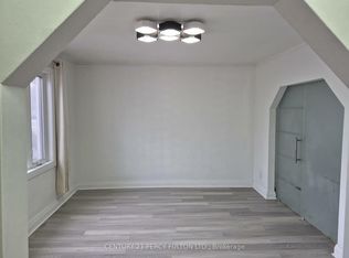 752 Midland Ave, Toronto, ON M1K 4C8