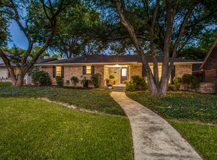 9548 Spring Branch Dr, Dallas, TX 75238