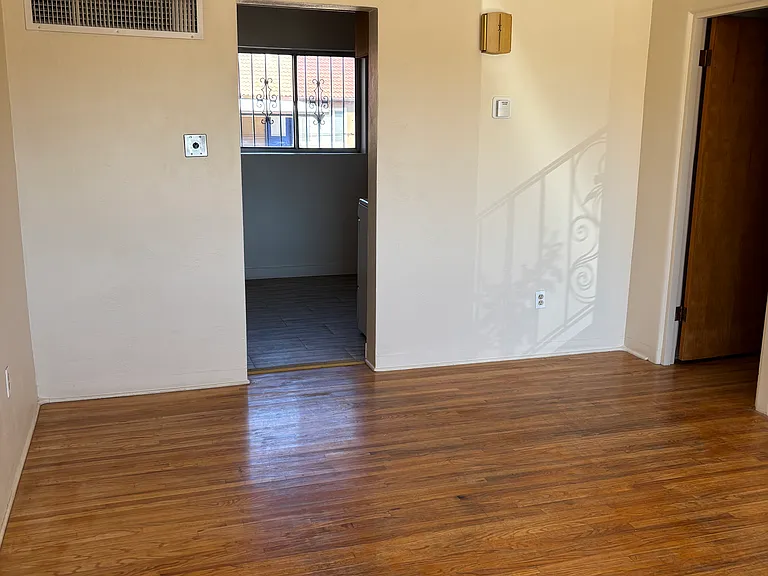 1033 Truman St SE #6 — Photo 6