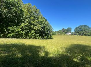 6091 Eaton Rd, Walnut Cove, NC 27052