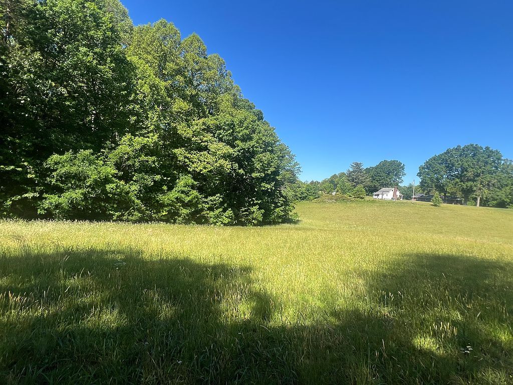6091 Eaton Rd - Property Image