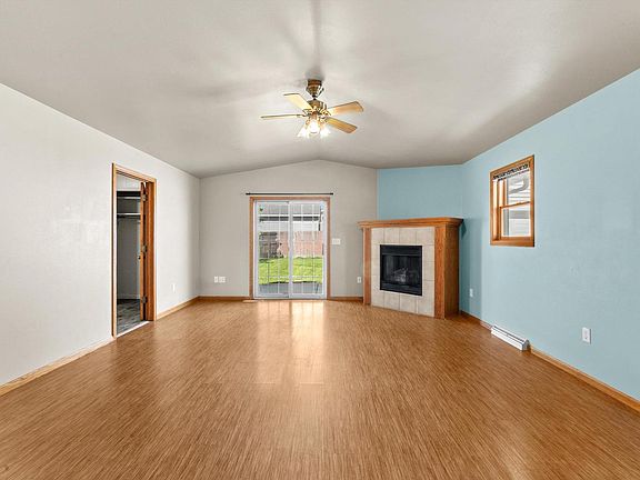 3rd image of 1526 S 24th STREET