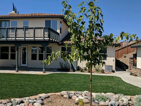 5th image of 551 Los Altos Dr