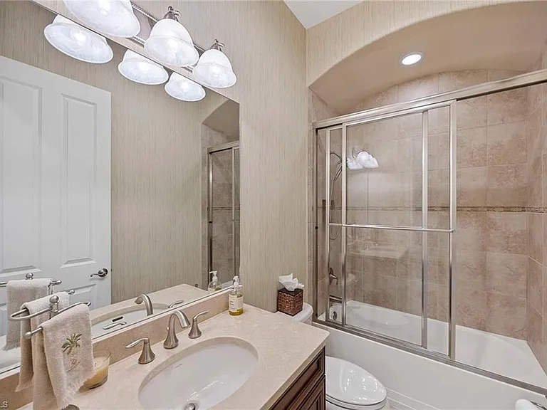 6255 Brunello Ln — Photo 21