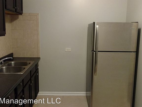 5th image of 7030 S Paxton Ave APT 2B