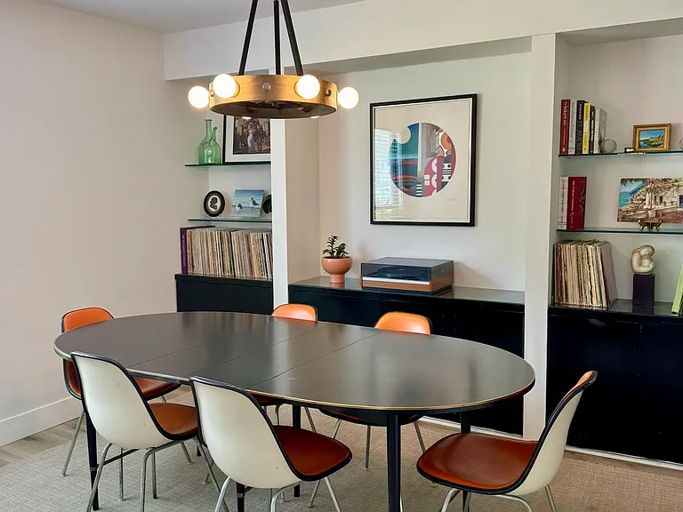 3103 W Knights Ave — Photo 2