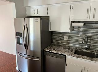 29315 Detroit Rd APT 3, Westlake, OH 44145