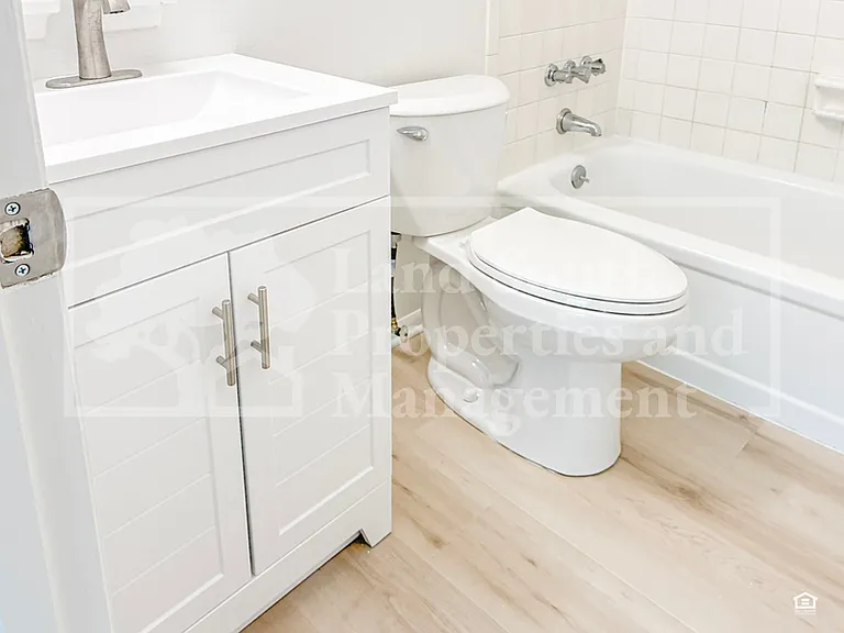 814 Osceola St #11-1-12 — Photo 11