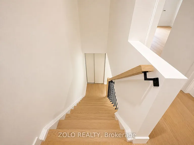 2120 Rathburn Rd E #113 — Photo 7