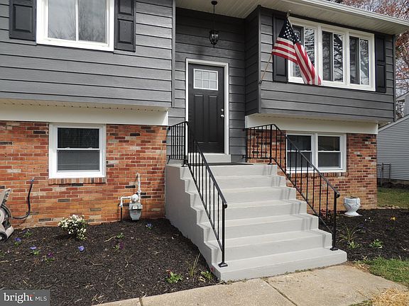 2nd image of 412 Darwin Dr