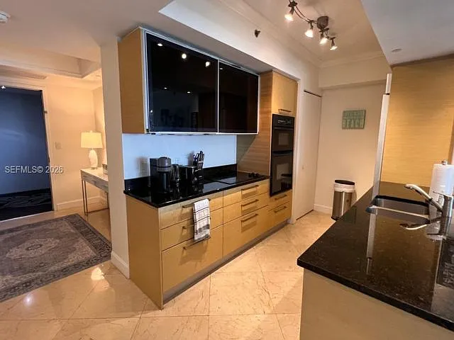Building Photo - 1830 S Ocean Dr #2204