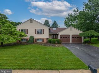 4903 Farming Ridge Blvd, Reading, PA 19606