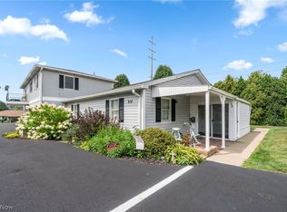 914 Canterbury Ln #C, Salem, OH 44460