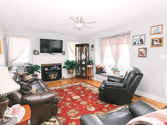5th image of 212 Carroll Heights Rd