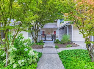 5000 NW Village Park Drive #B-111, Issaquah, WA
