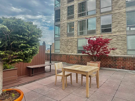 Rented by Compass | media 8