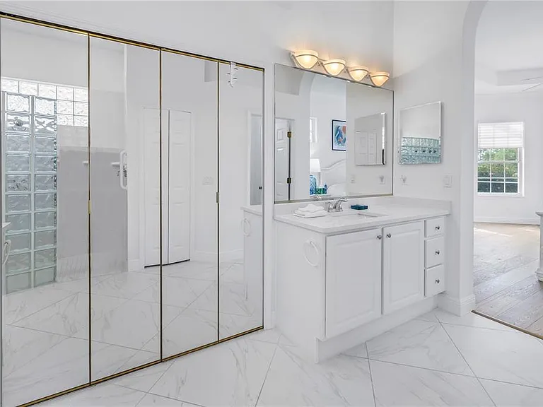 4334 Mirabella Cir — Photo 42