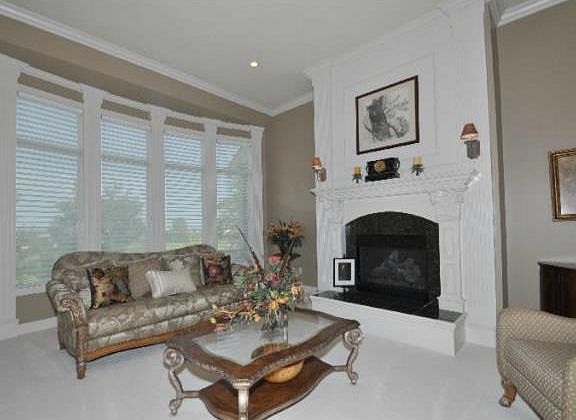 5th image of 14004 Beverly St