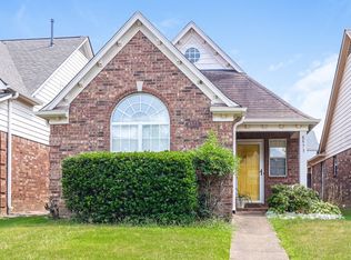 8573 Griffin Park Dr, Cordova, TN 38018