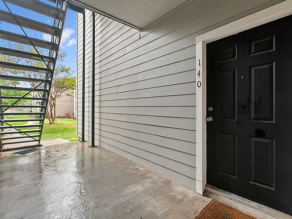 2nd image of 12166 Metric Blvd APT 140